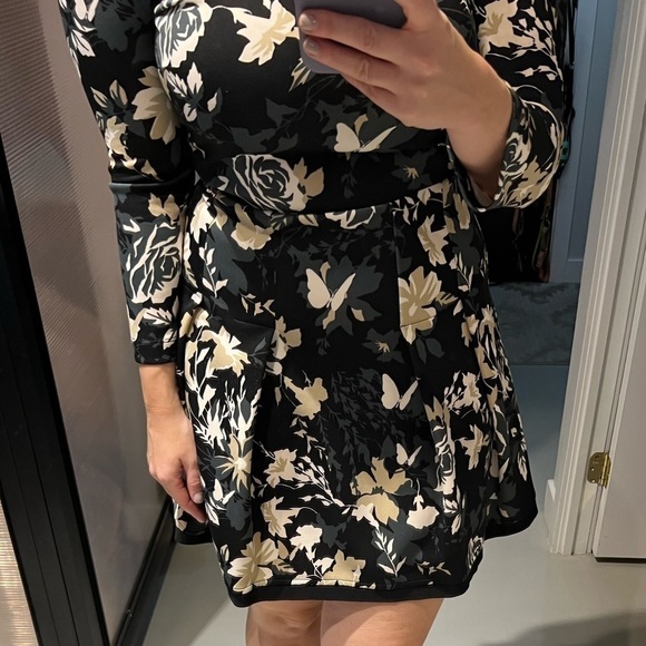 Beautiful floral Patrizia Pepe dress ! - Picture 8 of 11